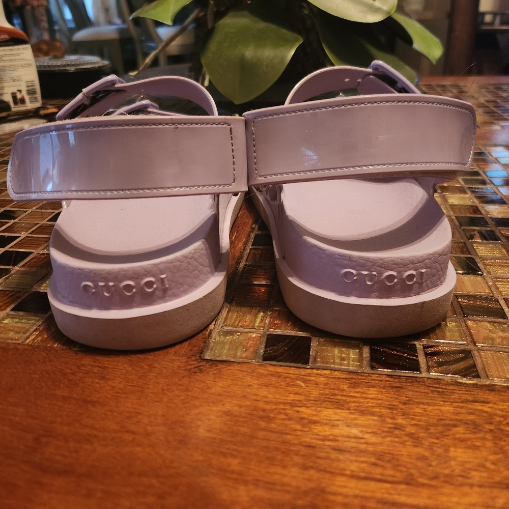 GUCCI lilac rubber 2021 ISLA DOUBLE STRAP Sandals Shoes 39 - Picture 4 of 7